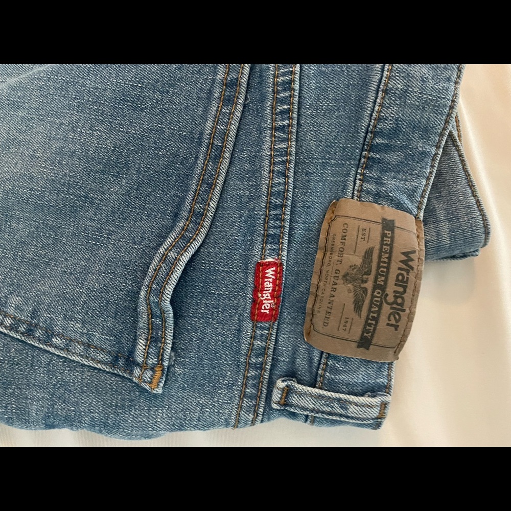 Boys 16 husky wrangler jeans